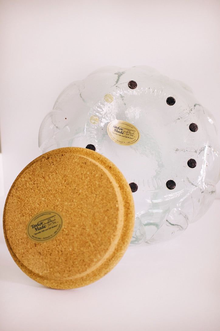 Curvy Cookie Jar